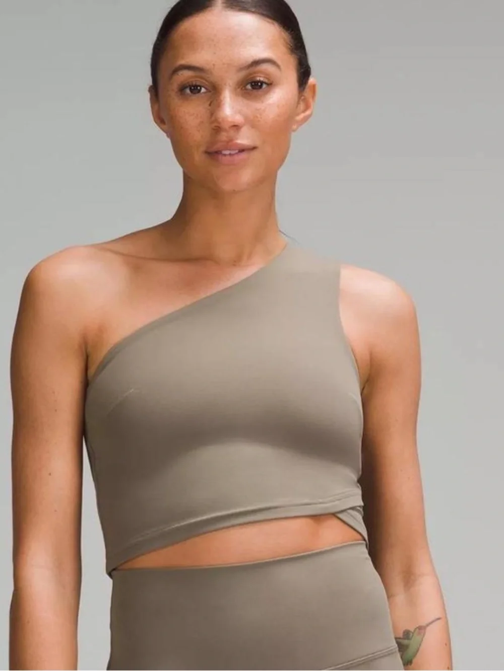 lululemon athletica One-Shoulder Crop Top in Olive Green